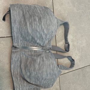 Victoria’s Secret Sports Bra 34DD